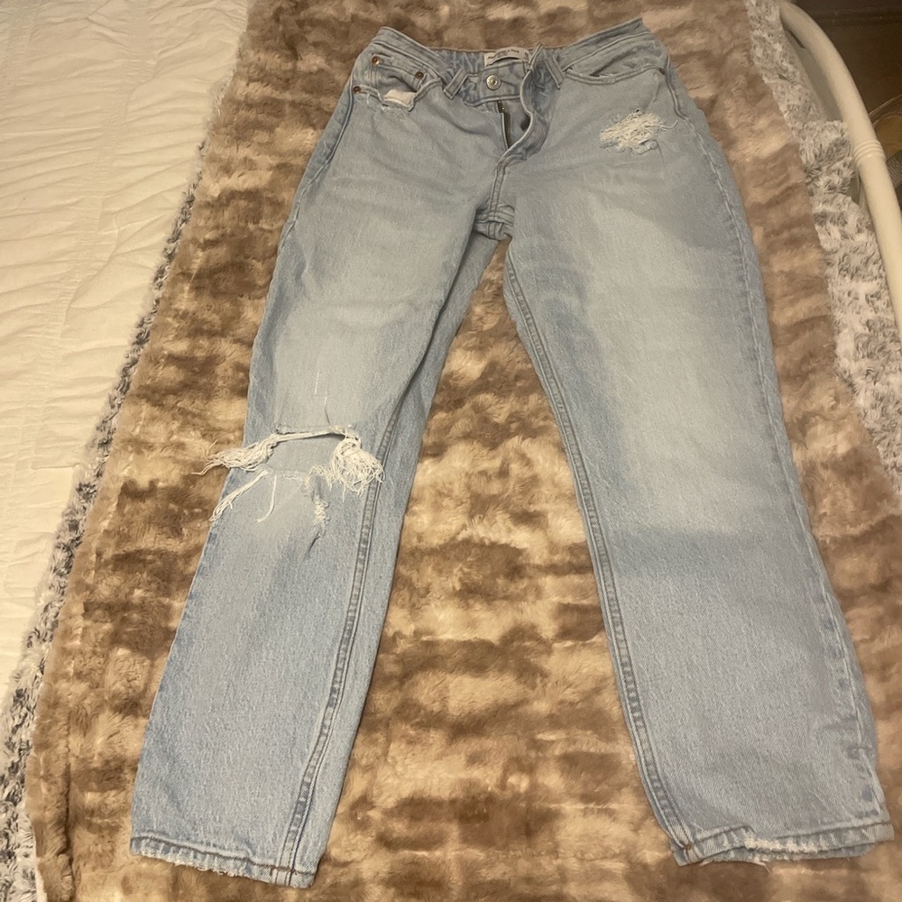 High rise Abercrombie curve love mom jeans size 26